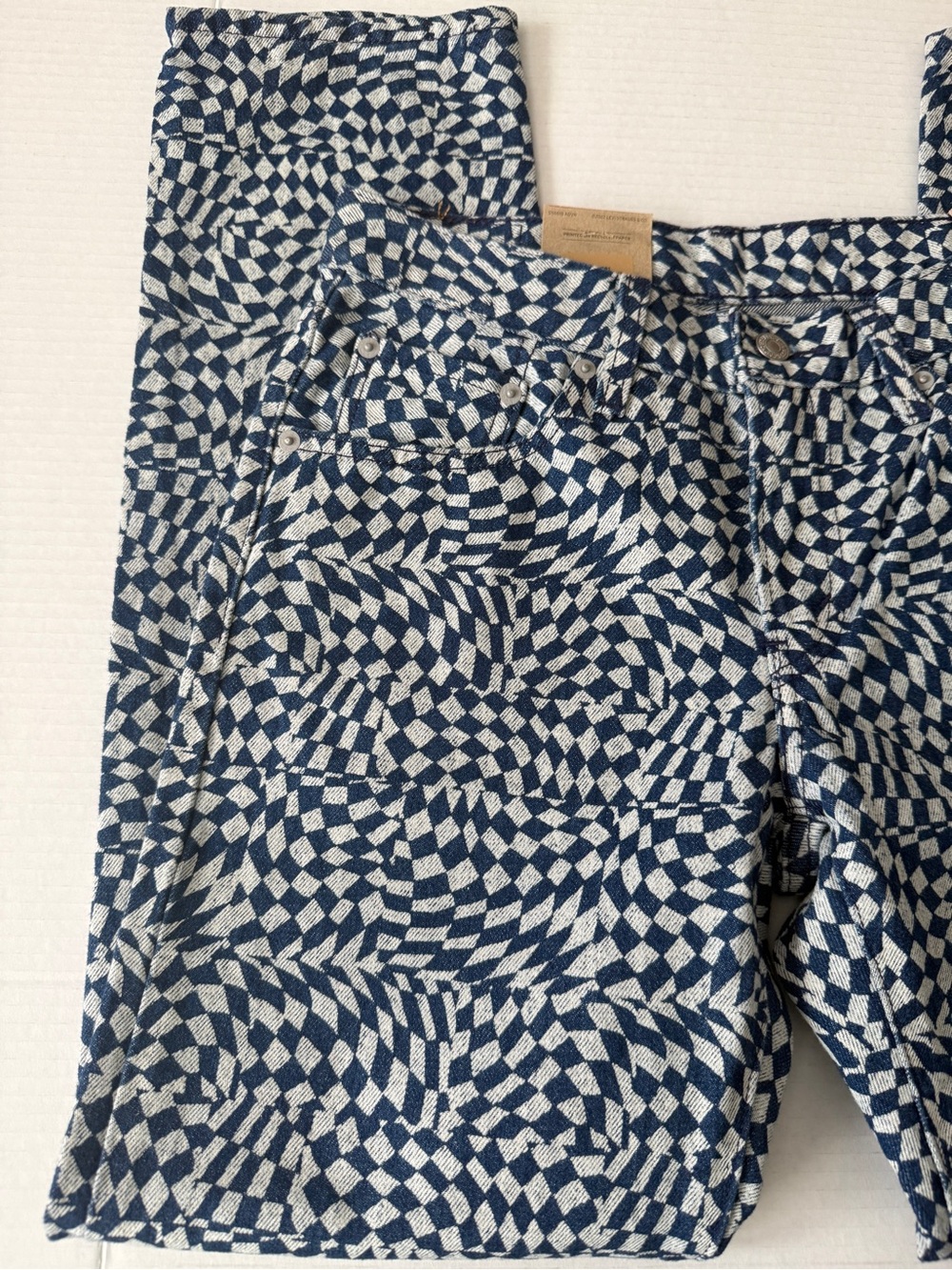 Levi's Blue / White Jeans Wavy 3D Checkered Print Women's Sz 27 X 30 See Measure - Picture 8 of 13